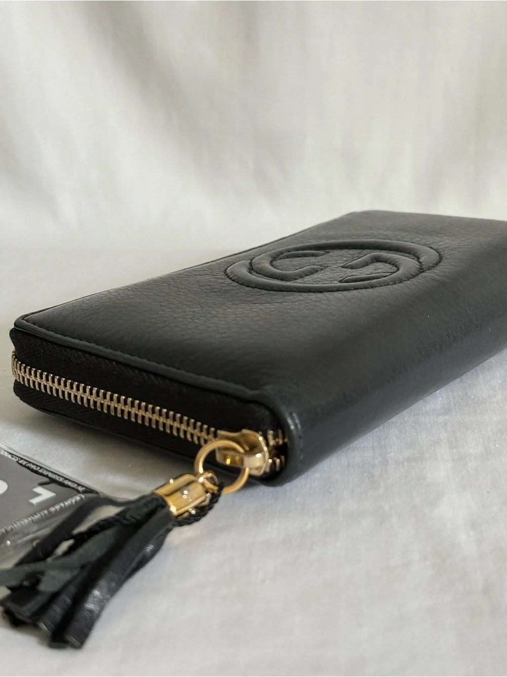 Gucci Soho Zip Around Wallet Black Leather GG Logo Tassel - Picture 7 of 16
